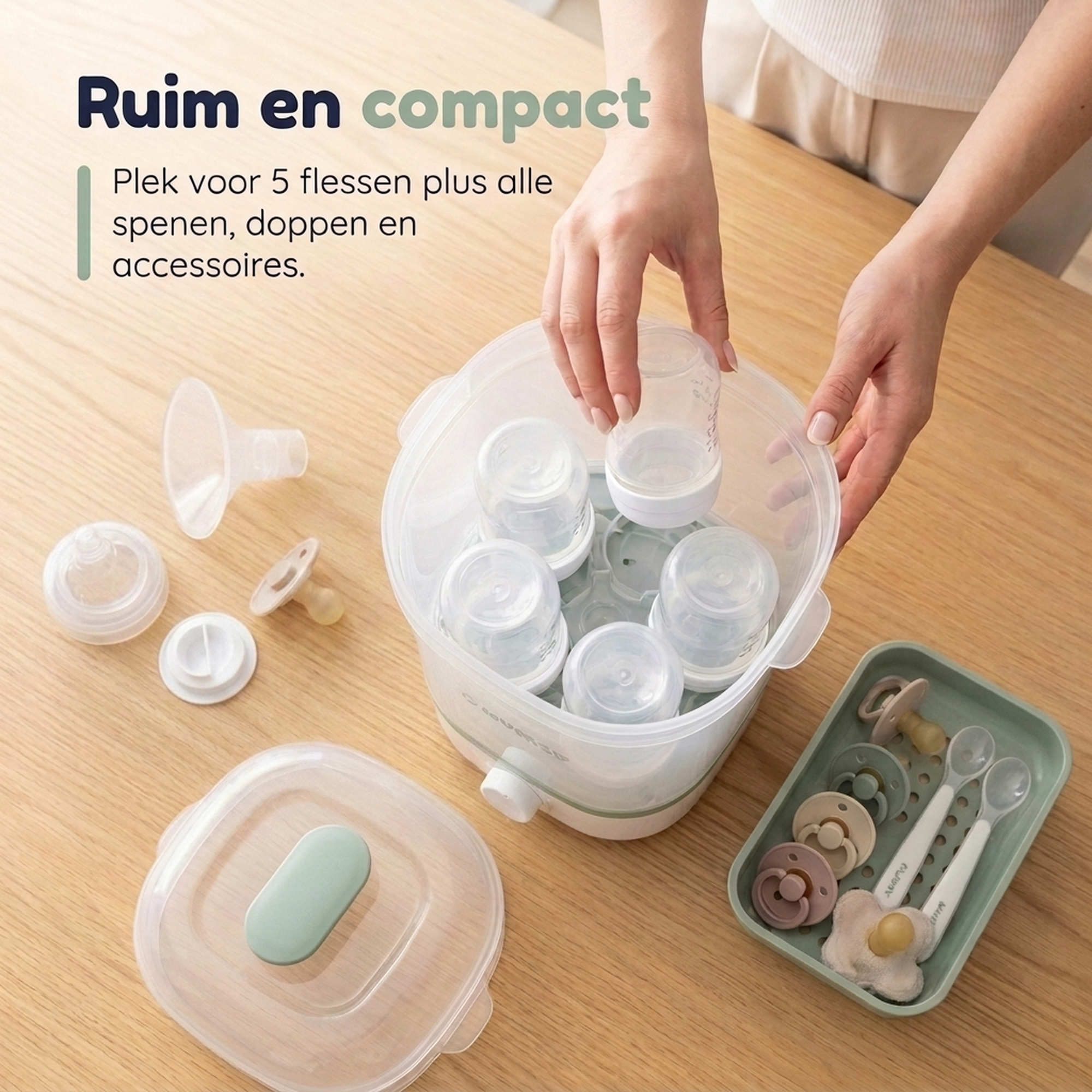 Compacte Numsy Steamy, 21 x 18 x 28 cm, past op elk aanrecht