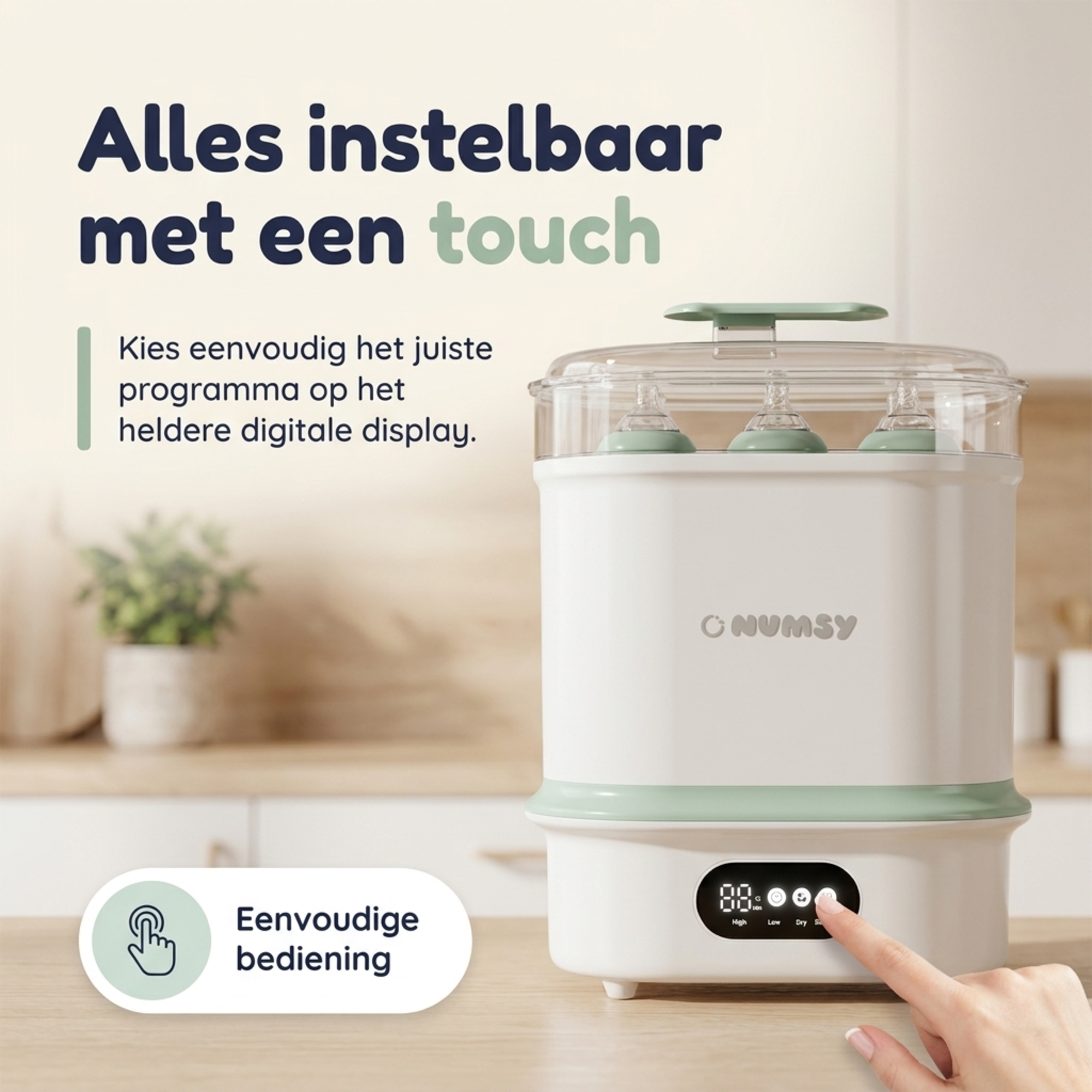 Capaciteit Numsy Steamix Plus: 6 grote flessen, kolfonderdelen en speentjes in stapelbare manden
